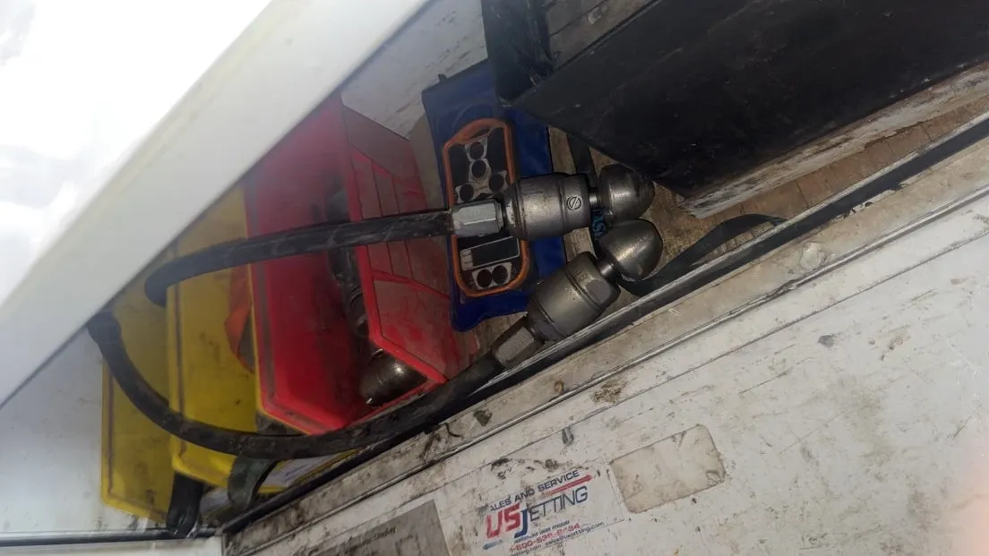 2011 U.S. JETTING 4018-300 UNIT WITH WIRELESS REMOTE