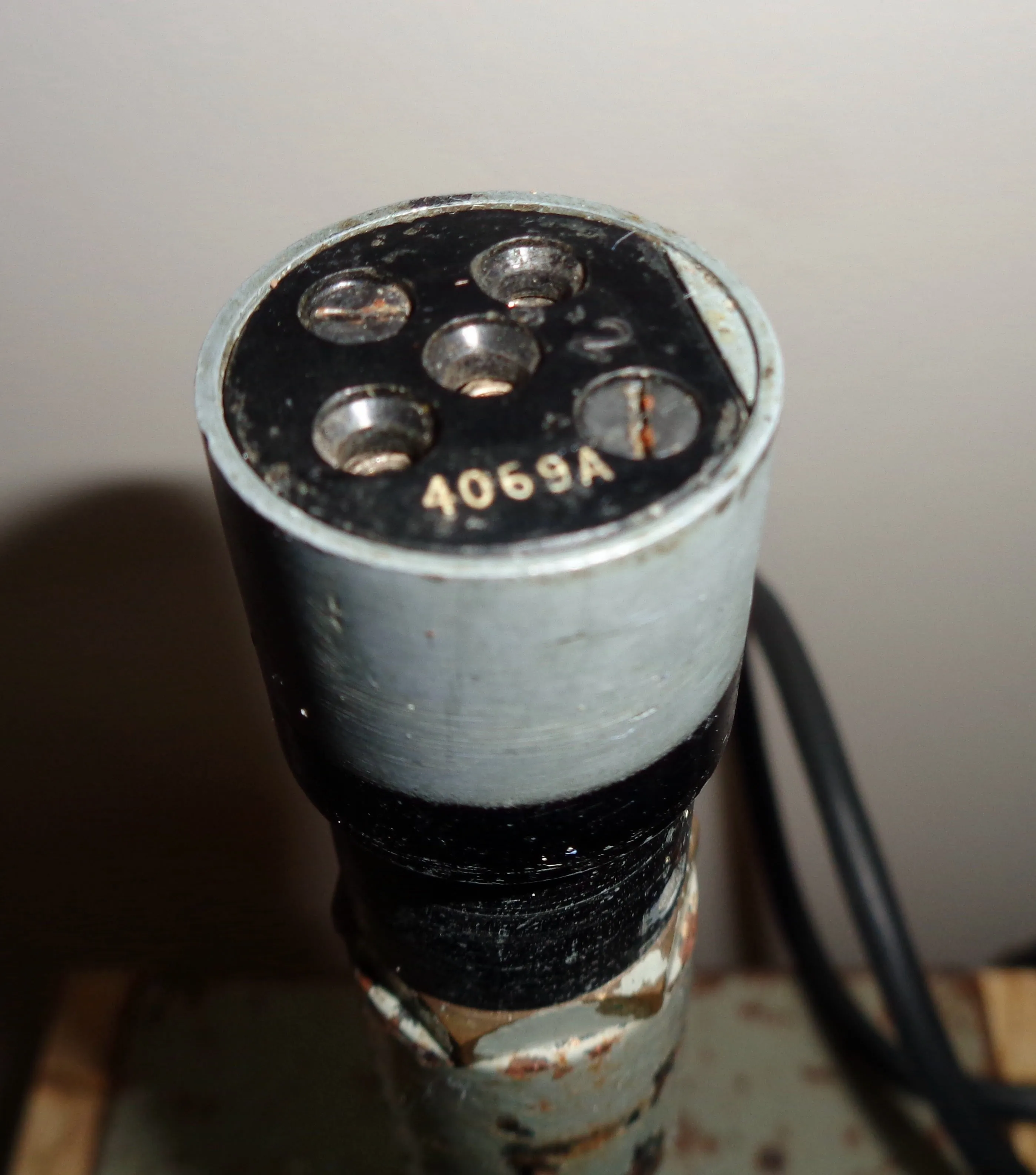 4069A Microphone Plug And Desk Stand For A 630A or STC 4021 Apple and Biscuit Microphone