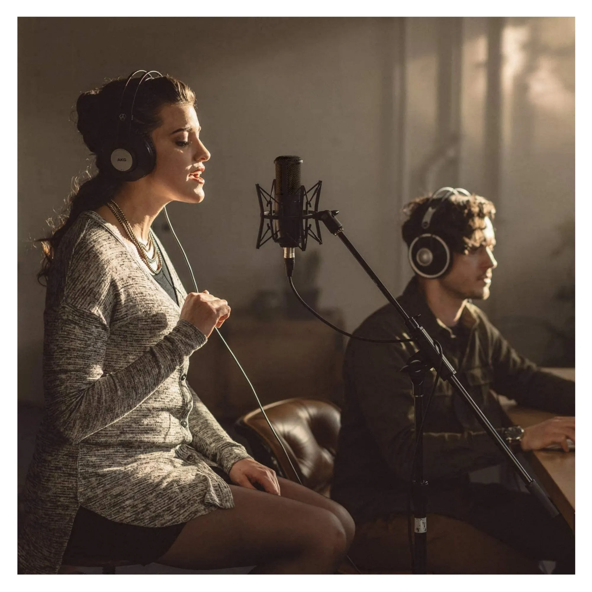 AKG P120 - High-Performance Recording Microphone
