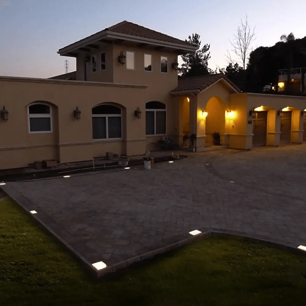 CRG30 Low Voltage In Ground RGB or WW LED Brick Paver Light Square IP67 Waterproof