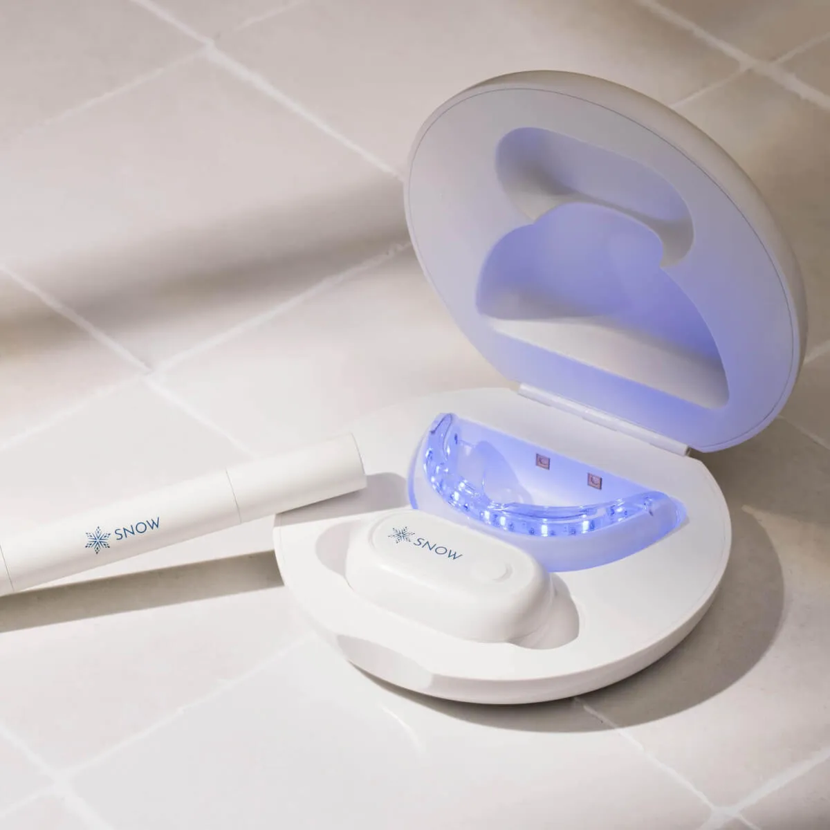 DiamondSeries® Wireless Teeth Whitening Kit with Hydroxyapatite (3 serums)