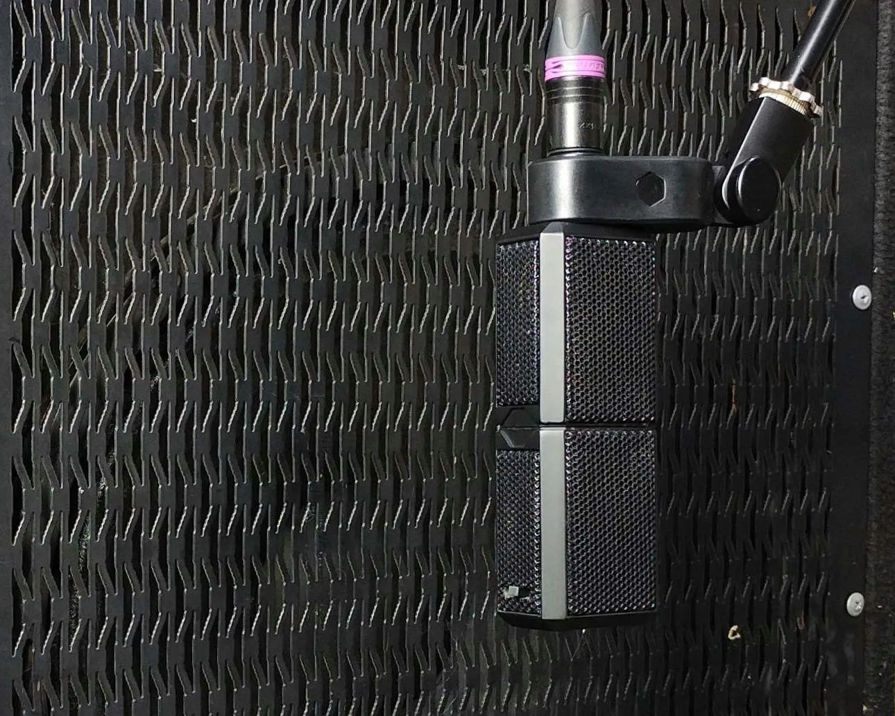 DrAlienSmith Alien8 Figure 8 Dynamic Microphone