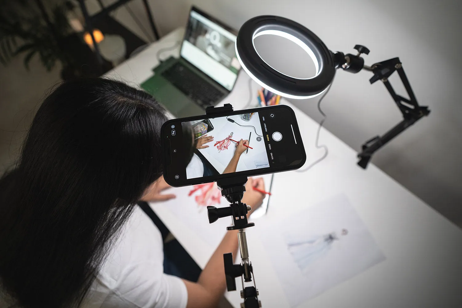 LED 6" Ring Light with Smartphone Holder Tabletop Lighting Kit - 'Inner Artist Plus II'