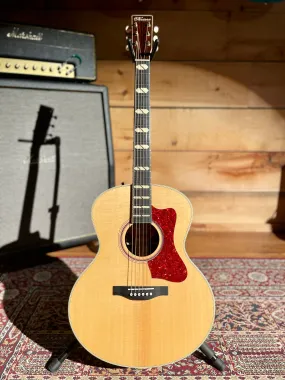 Norman ST68 Mini Jumbo, Natural HG, Anthem