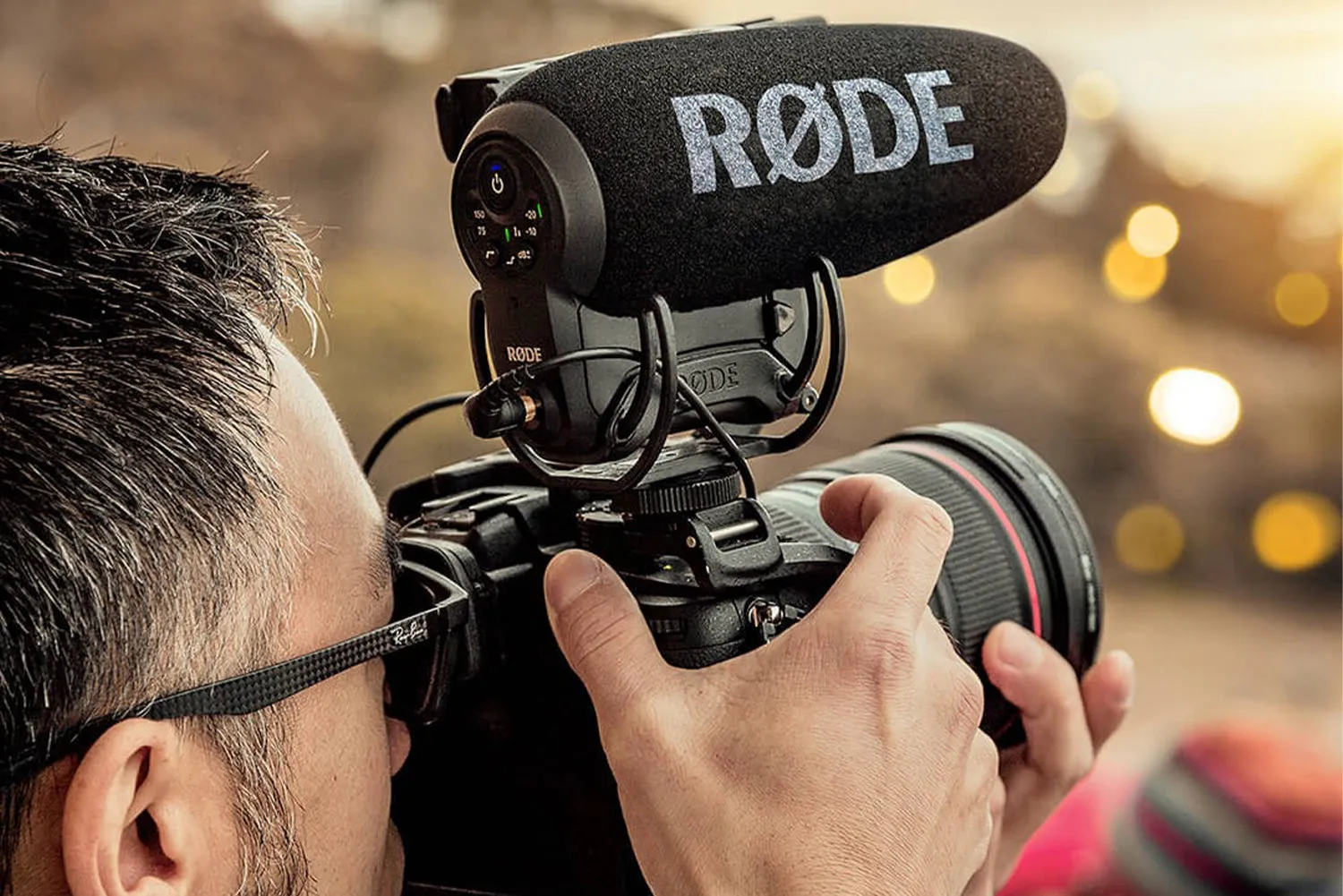 Rode VideoMic Pro  Compact Directional On-Camera Microphone