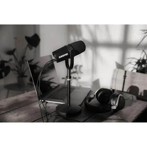 Shure MV7 Podcast Kit