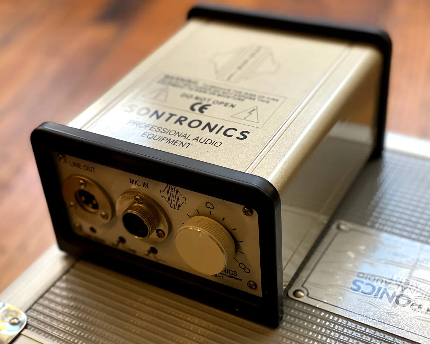 Sontronics Helios Condenser Microphone