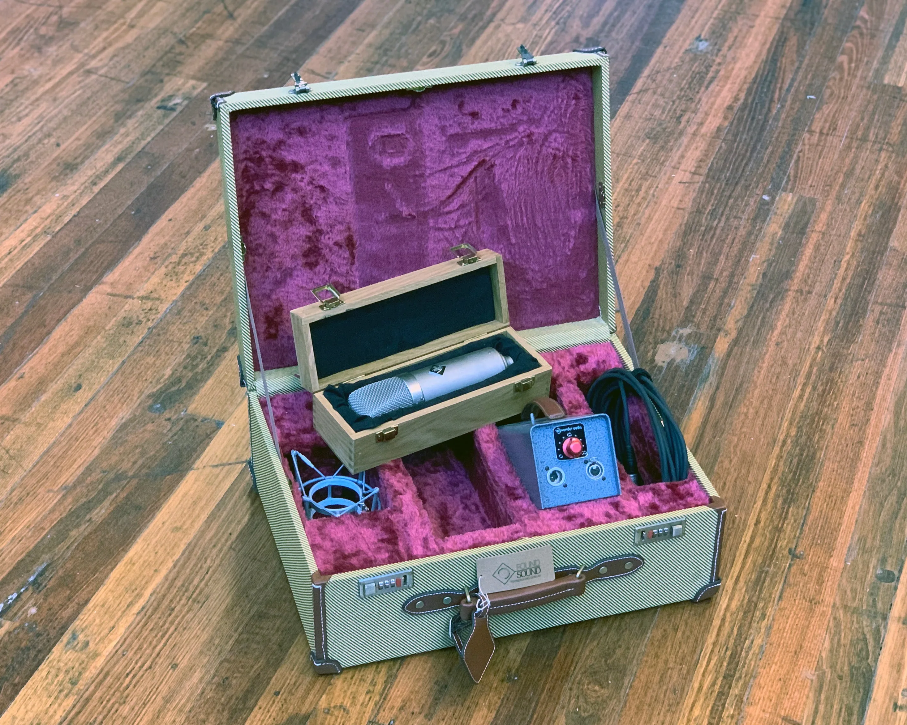 Wunder CM67 Tube Condenser Microphone